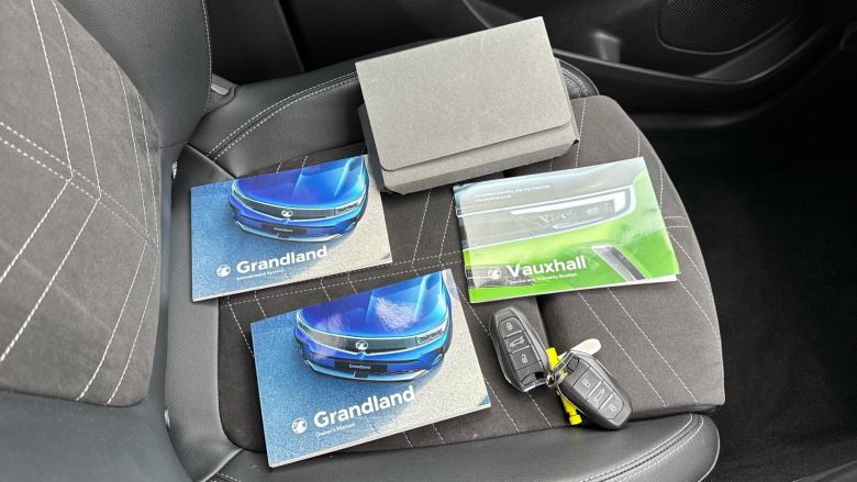 Vauxhall Grandland 1.2 Turbo Ultimate 5dr Petrol Hatchback